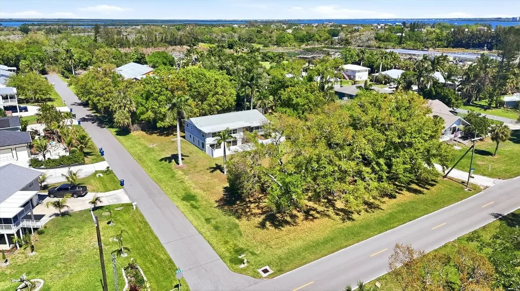 1312 51st Avenue Drive W Palmetto FL 34221
