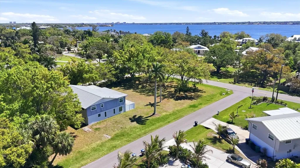 1312 51st Avenue Drive W Palmetto FL 34221