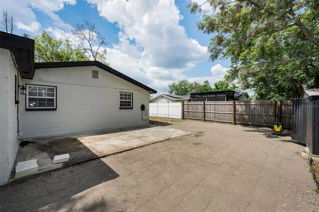 801 Walnut Drive Seffner FL 33584