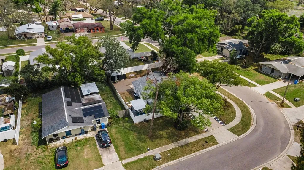 801 Walnut Drive Seffner FL 33584