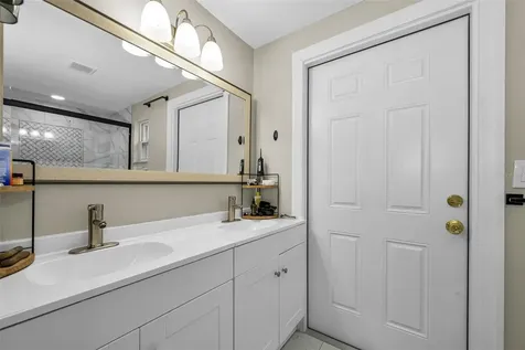 801 Walnut Drive Seffner FL 33584