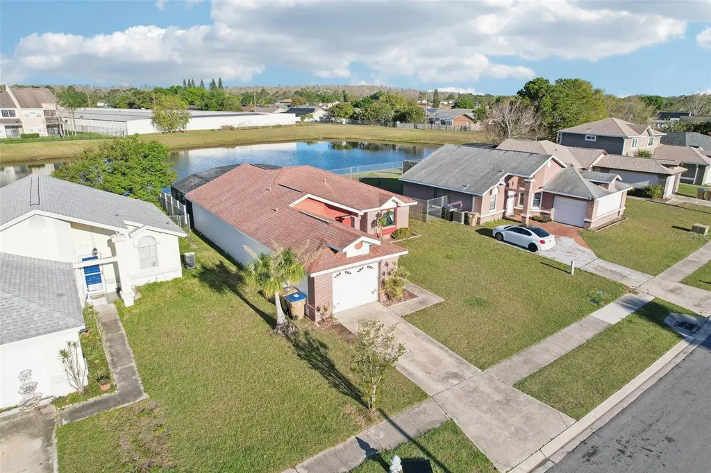 118 Pinewood Circle Kissimmee FL 34743