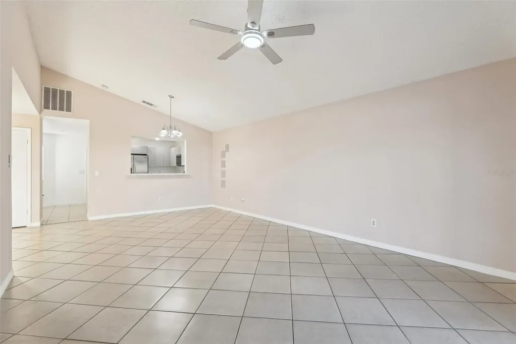 118 Pinewood Circle Kissimmee FL 34743