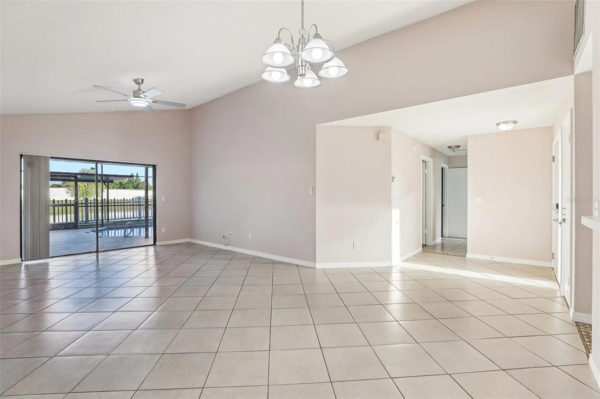 118 Pinewood Circle Kissimmee FL 34743