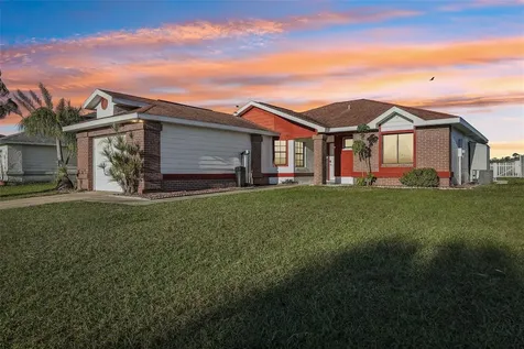 118 Pinewood Circle Kissimmee FL 34743