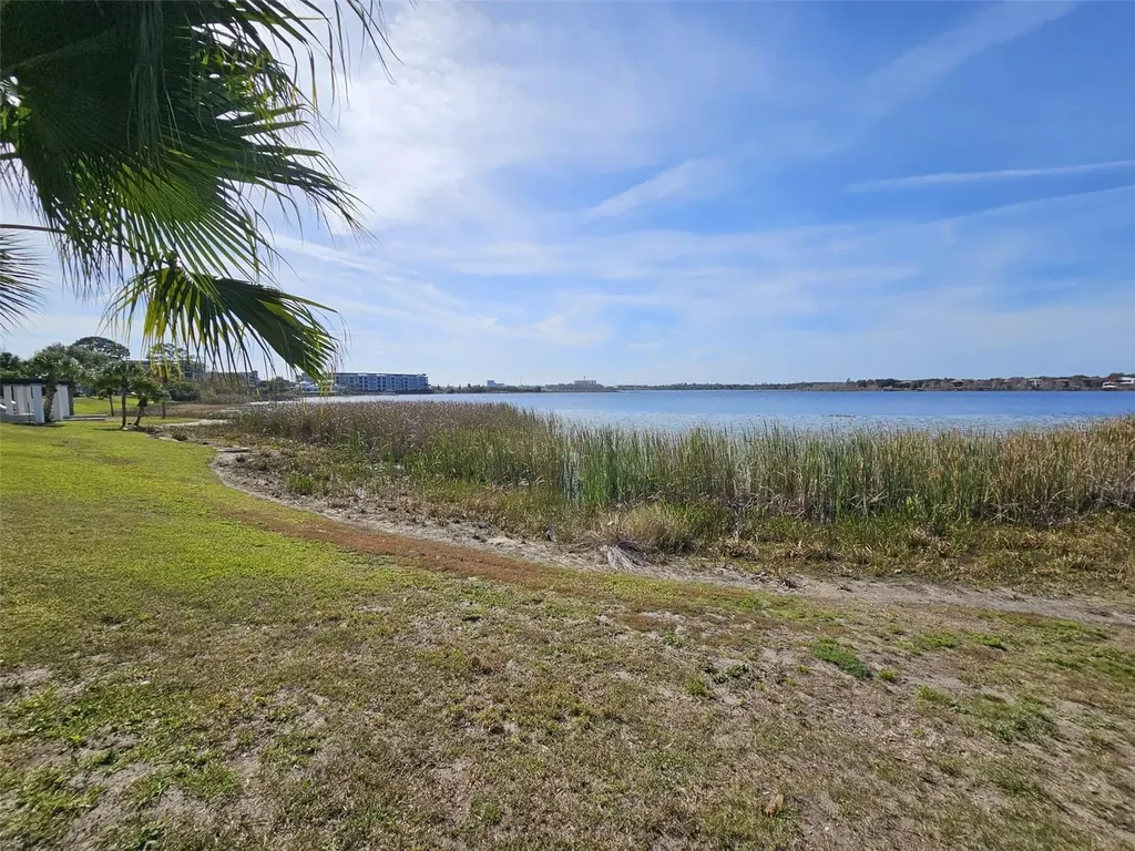 10232 Turkey Lake Road Orlando FL 32819