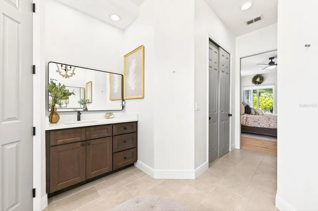 318 Tudor Spring Court Orlando FL 32828