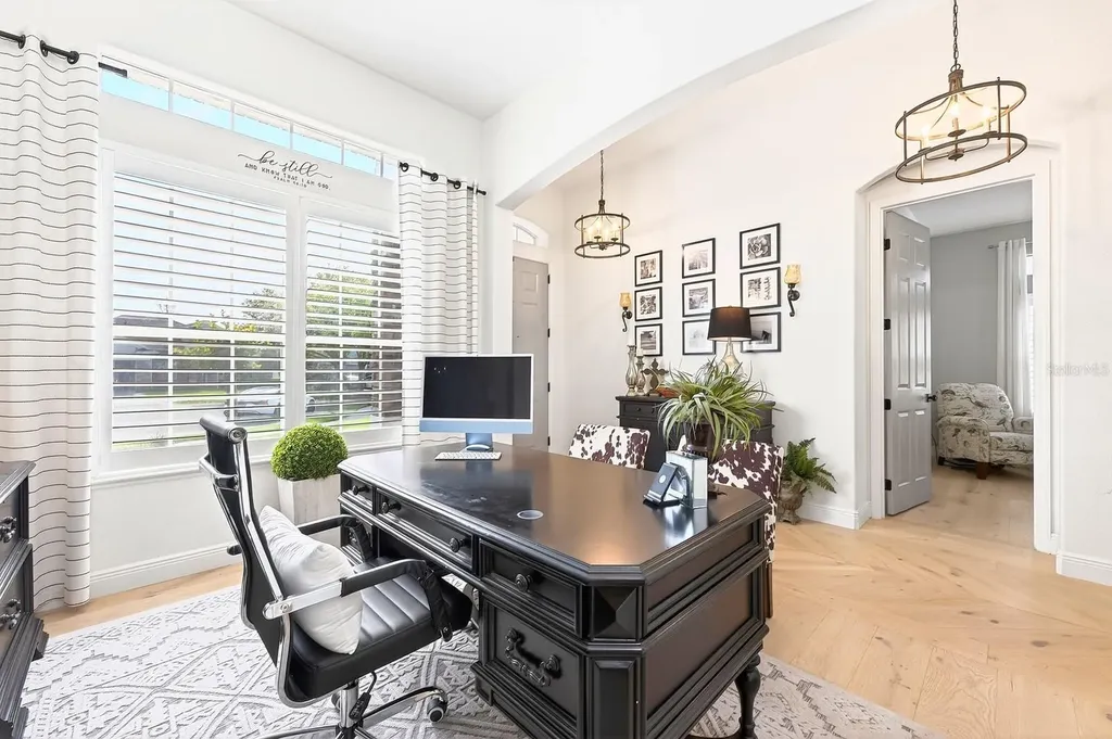 318 Tudor Spring Court Orlando FL 32828
