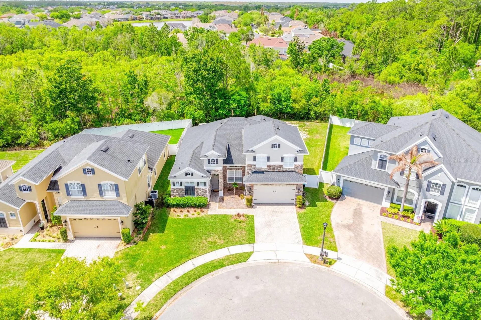 318 Tudor Spring Court Orlando FL 32828
