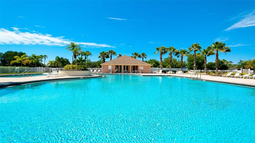 4584 Runabout Way Bradenton FL 34203