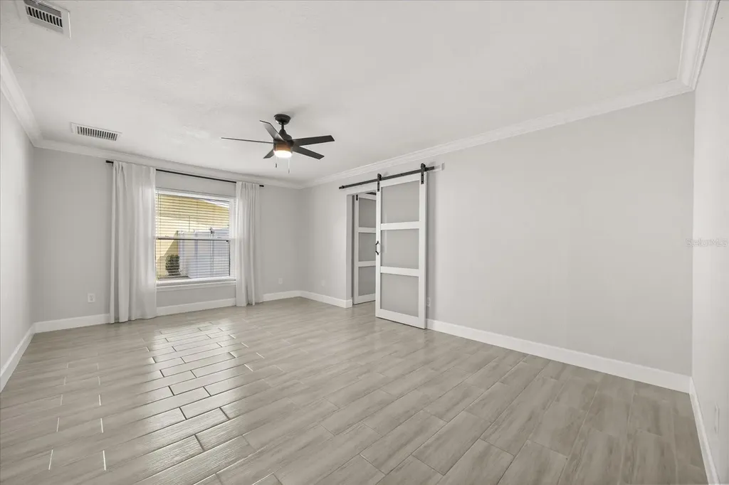 627 Mellowood Avenue Orlando FL 32825