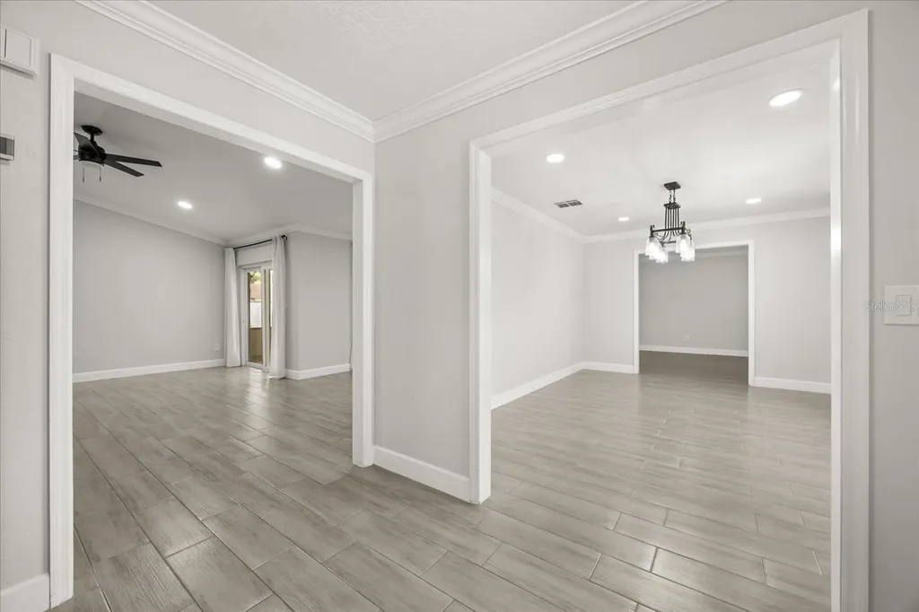 627 Mellowood Avenue Orlando FL 32825