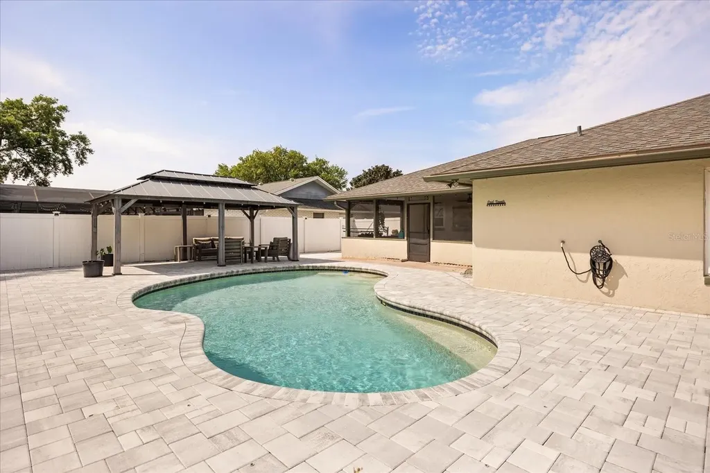627 Mellowood Avenue Orlando FL 32825