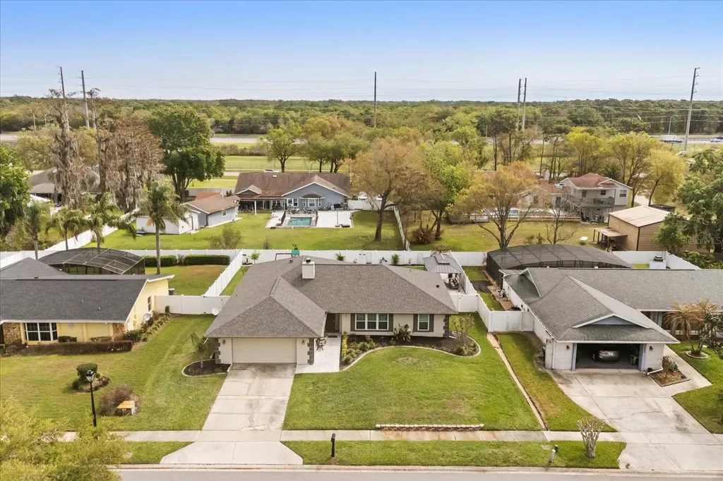 627 Mellowood Avenue Orlando FL 32825