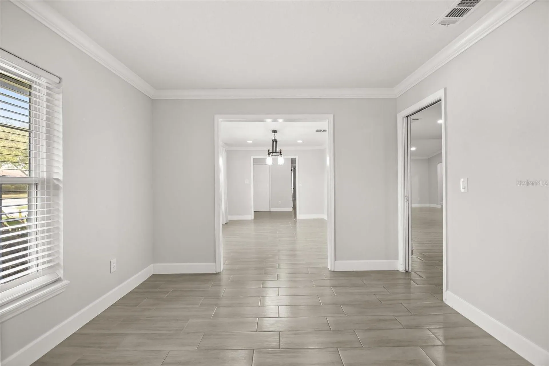 627 Mellowood Avenue Orlando FL 32825
