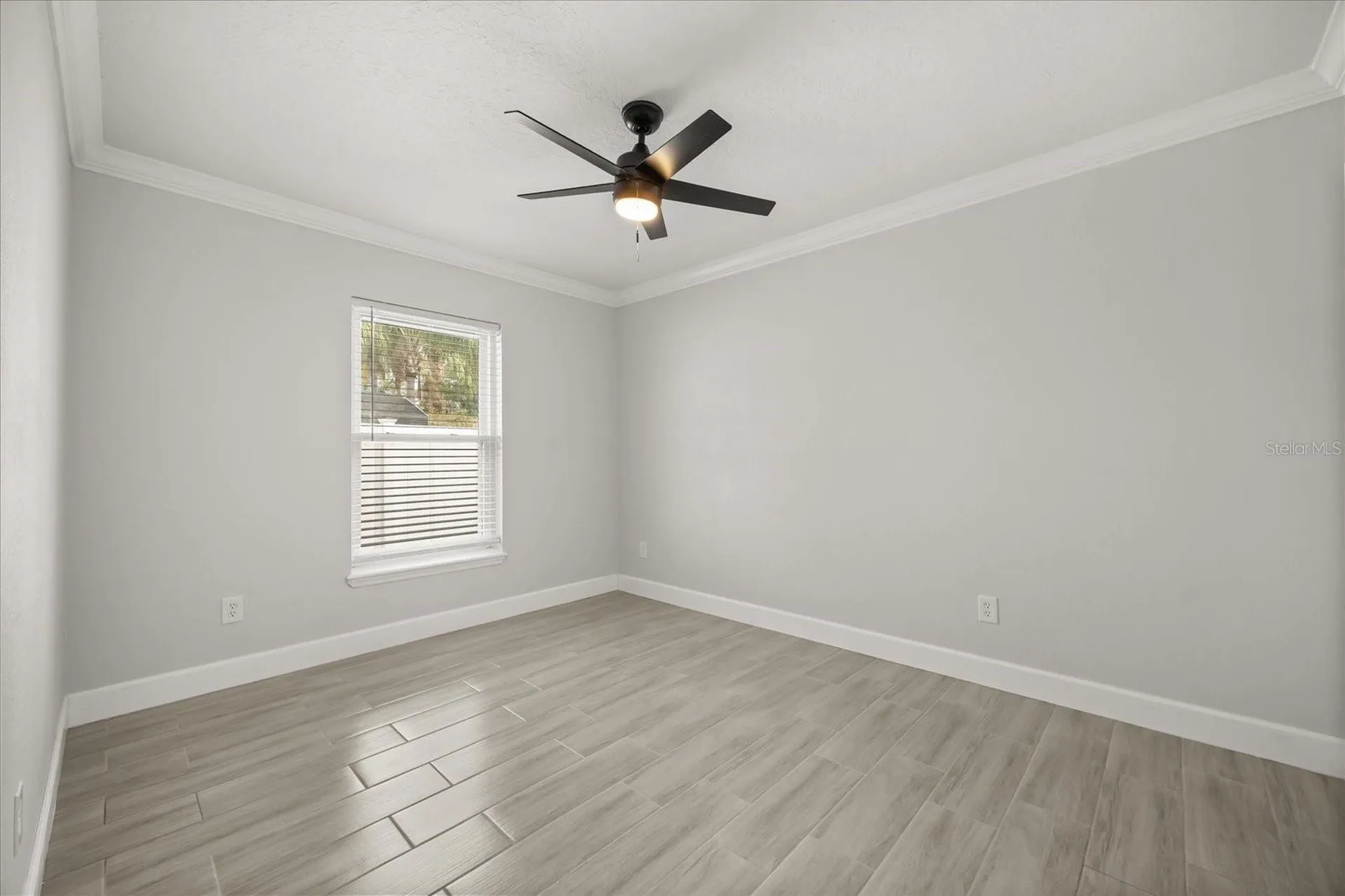 627 Mellowood Avenue Orlando FL 32825