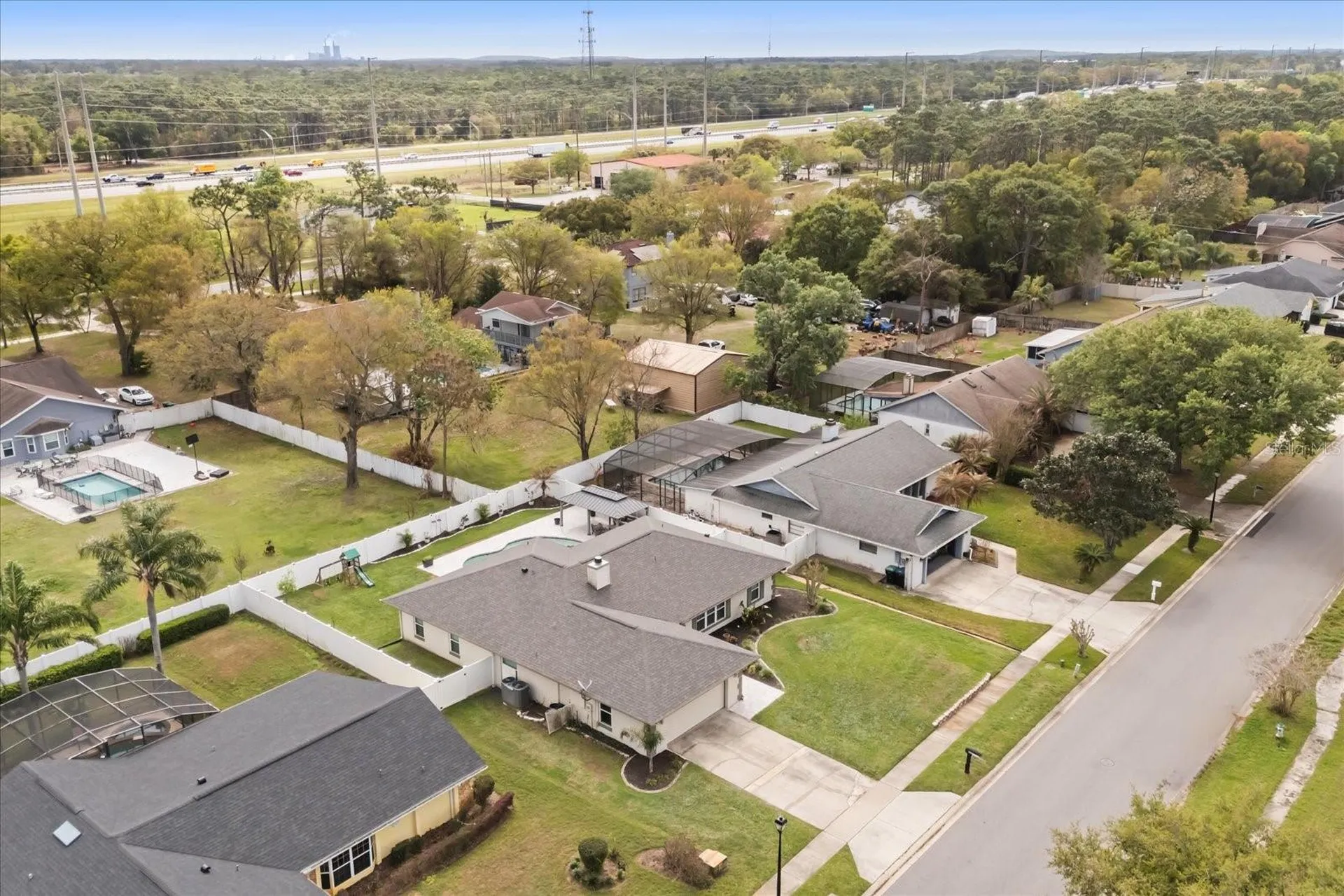627 Mellowood Avenue Orlando FL 32825
