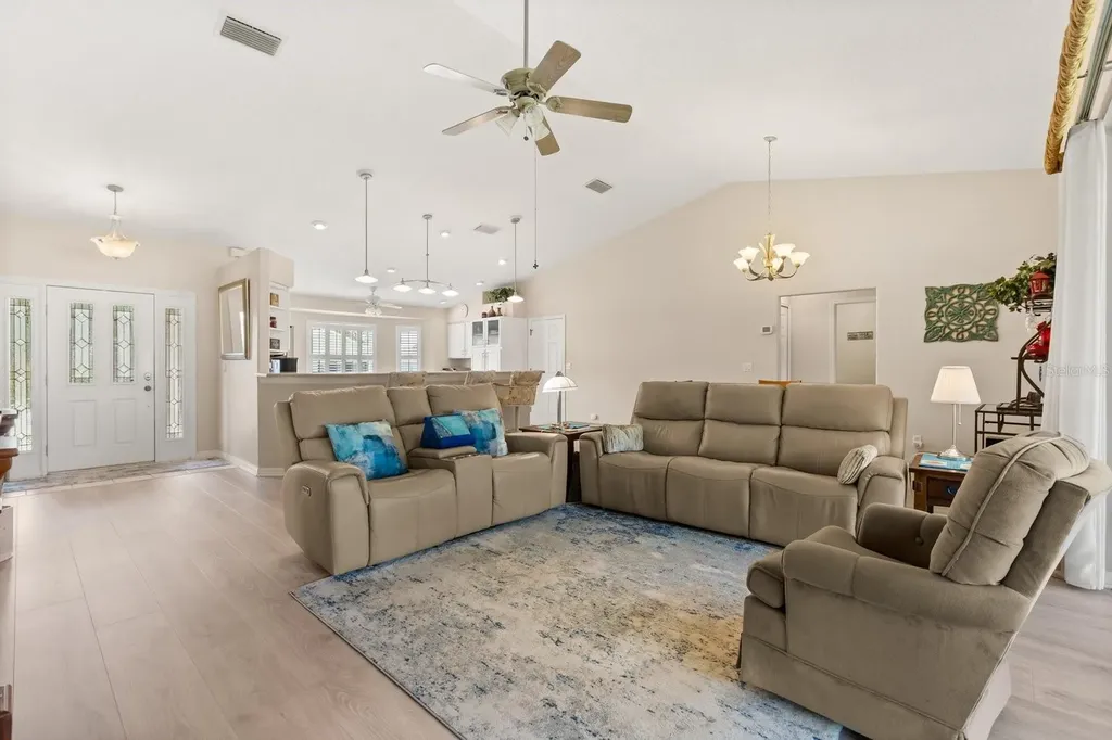 21127 Royal St Georges Lane Leesburg FL 34748