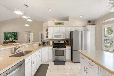 21127 Royal St Georges Lane Leesburg FL 34748