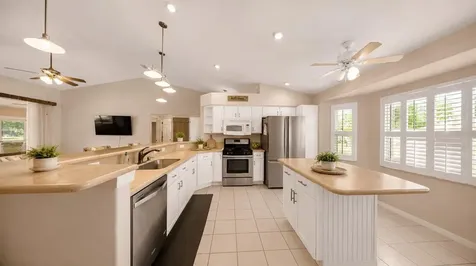 21127 Royal St Georges Lane Leesburg FL 34748