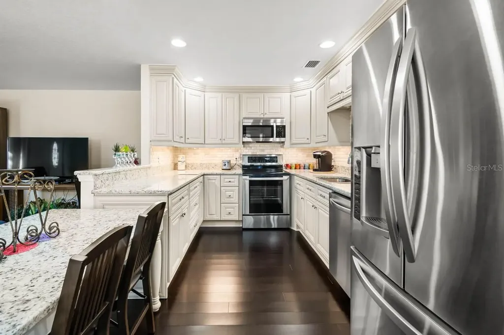 401 Dorchester Place Sun City Center FL 33573