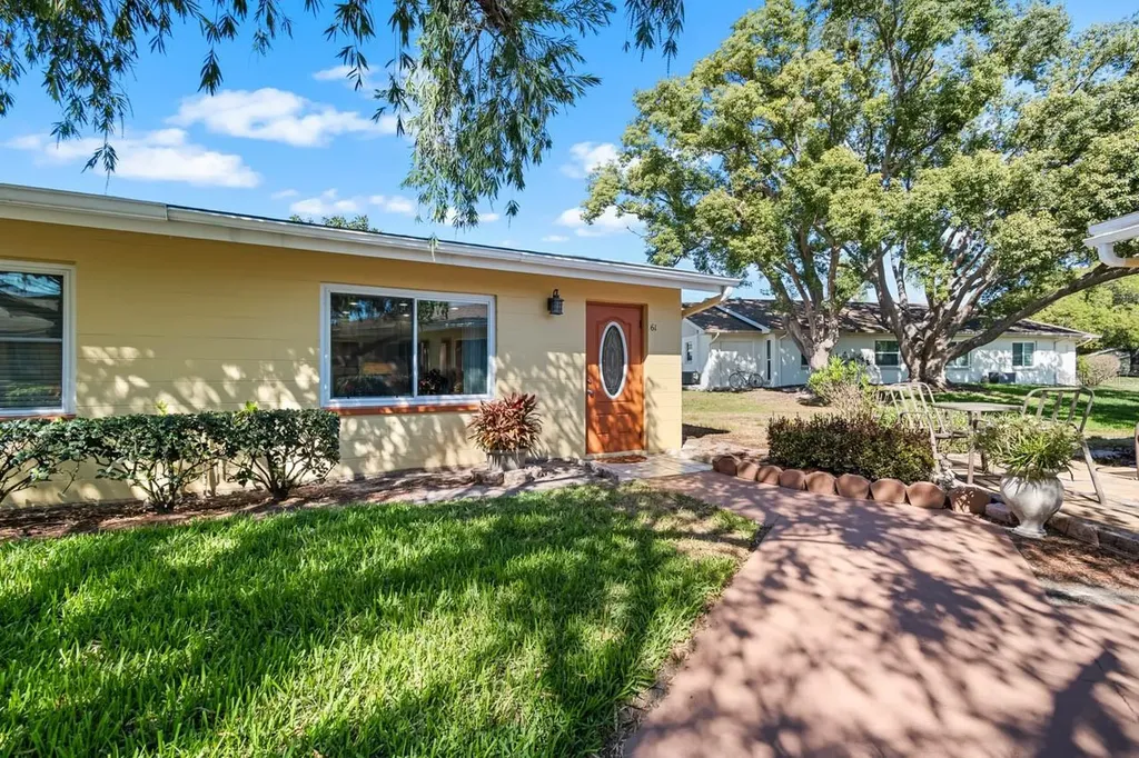 401 Dorchester Place Sun City Center FL 33573