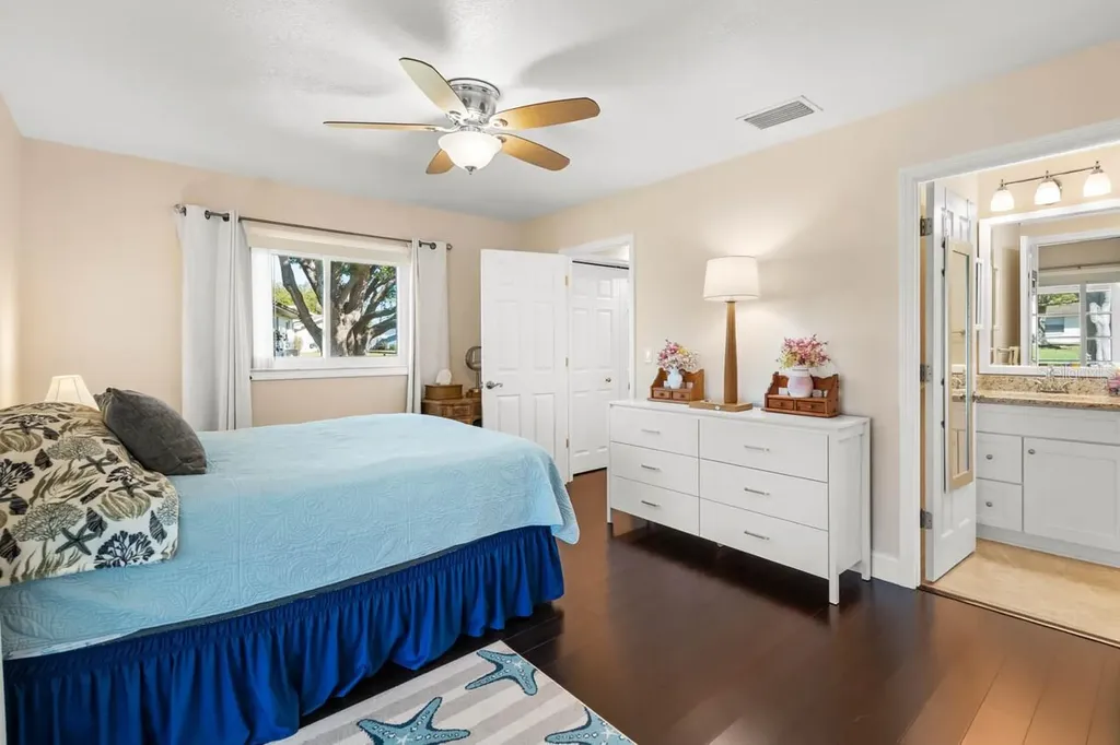 401 Dorchester Place Sun City Center FL 33573