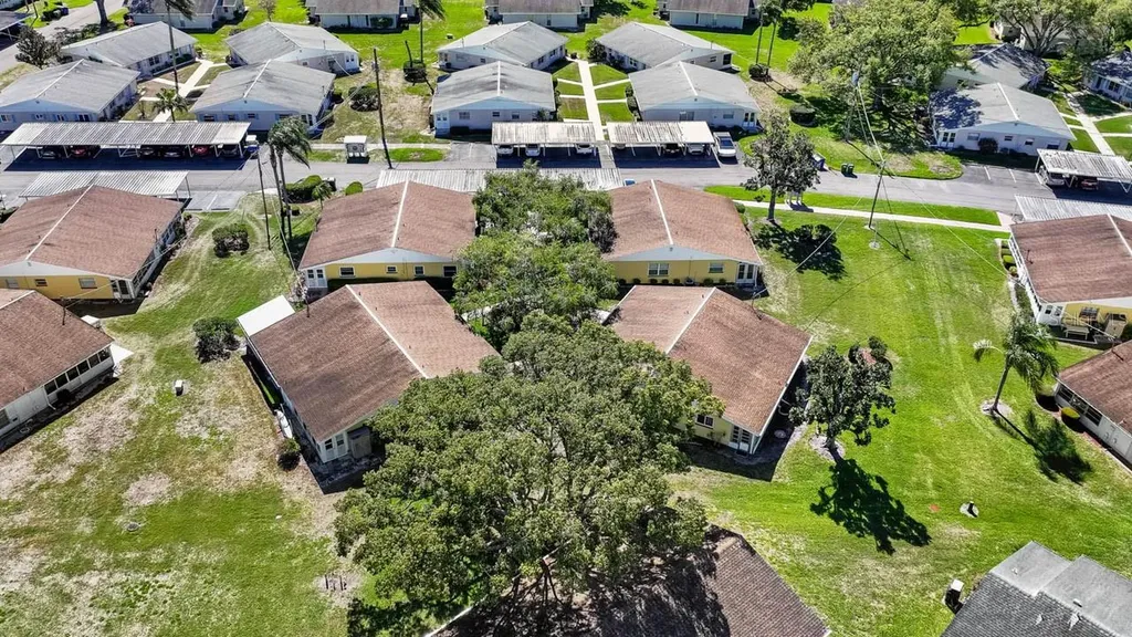 401 Dorchester Place Sun City Center FL 33573