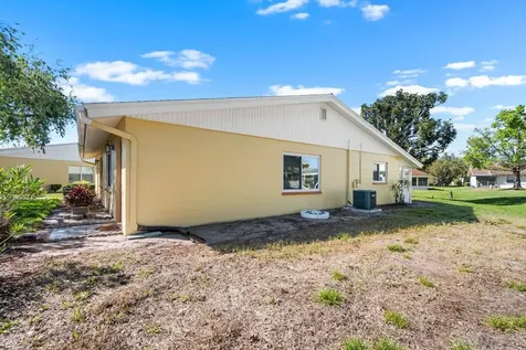 401 Dorchester Place Sun City Center FL 33573