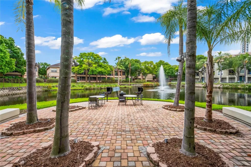 625 Tropical Breeze Way Tampa FL 33602