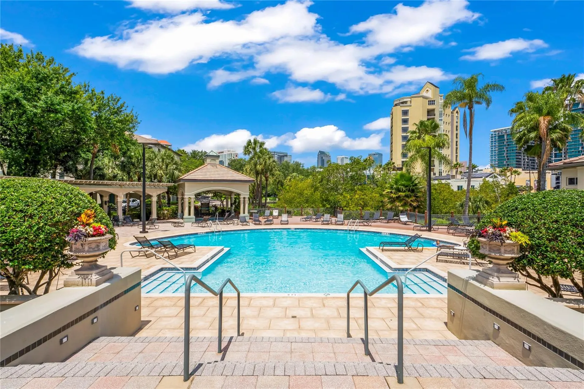 625 Tropical Breeze Way Tampa FL 33602