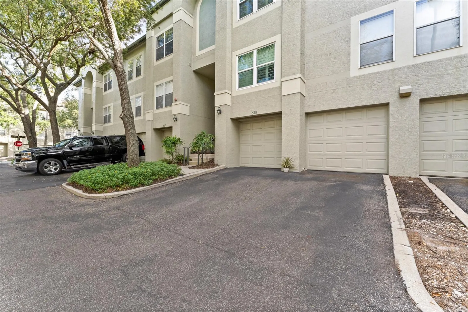 625 Tropical Breeze Way Tampa FL 33602