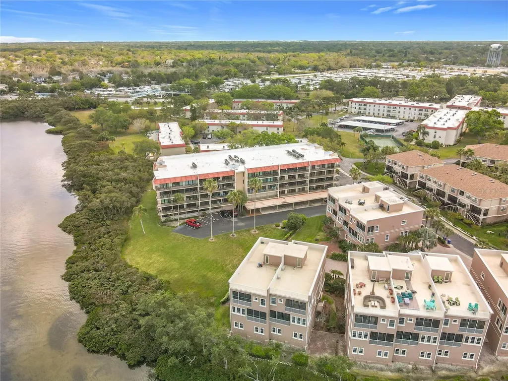 2700 Bayshore Boulevard Dunedin FL 34698