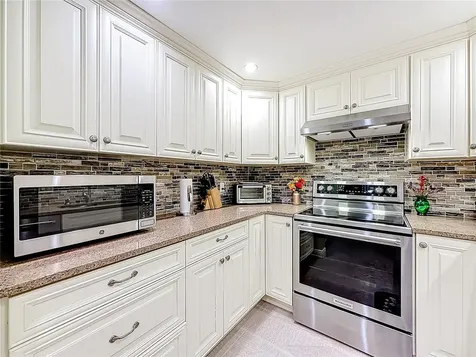 2700 Bayshore Boulevard Dunedin FL 34698