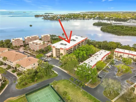 2700 Bayshore Boulevard Dunedin FL 34698
