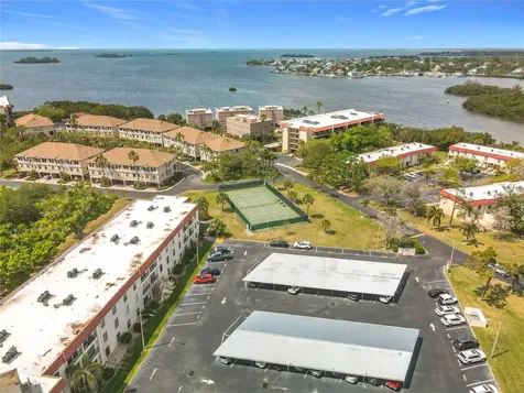 2700 Bayshore Boulevard Dunedin FL 34698