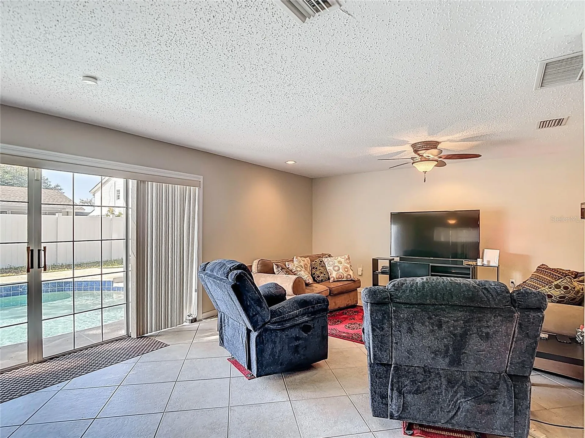 3114 W Paris Street Tampa FL 33614