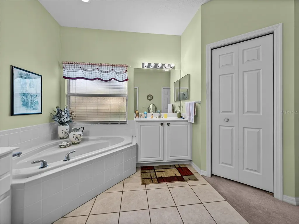 4184 Aberdeen Lane Lake Wales FL 33859