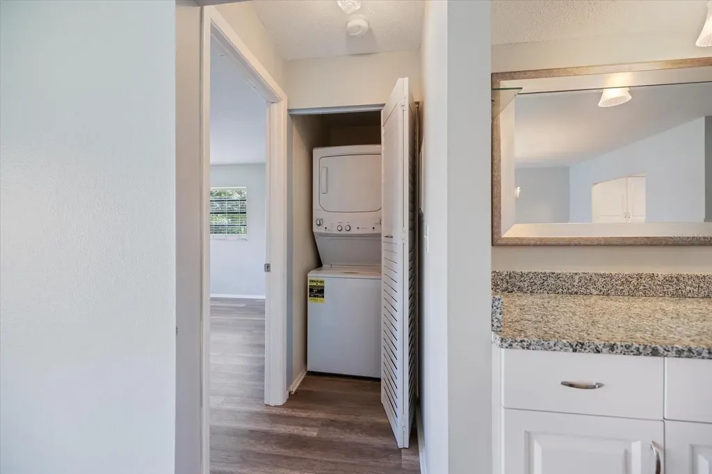 335 Three Lakes Lane Venice FL 34285