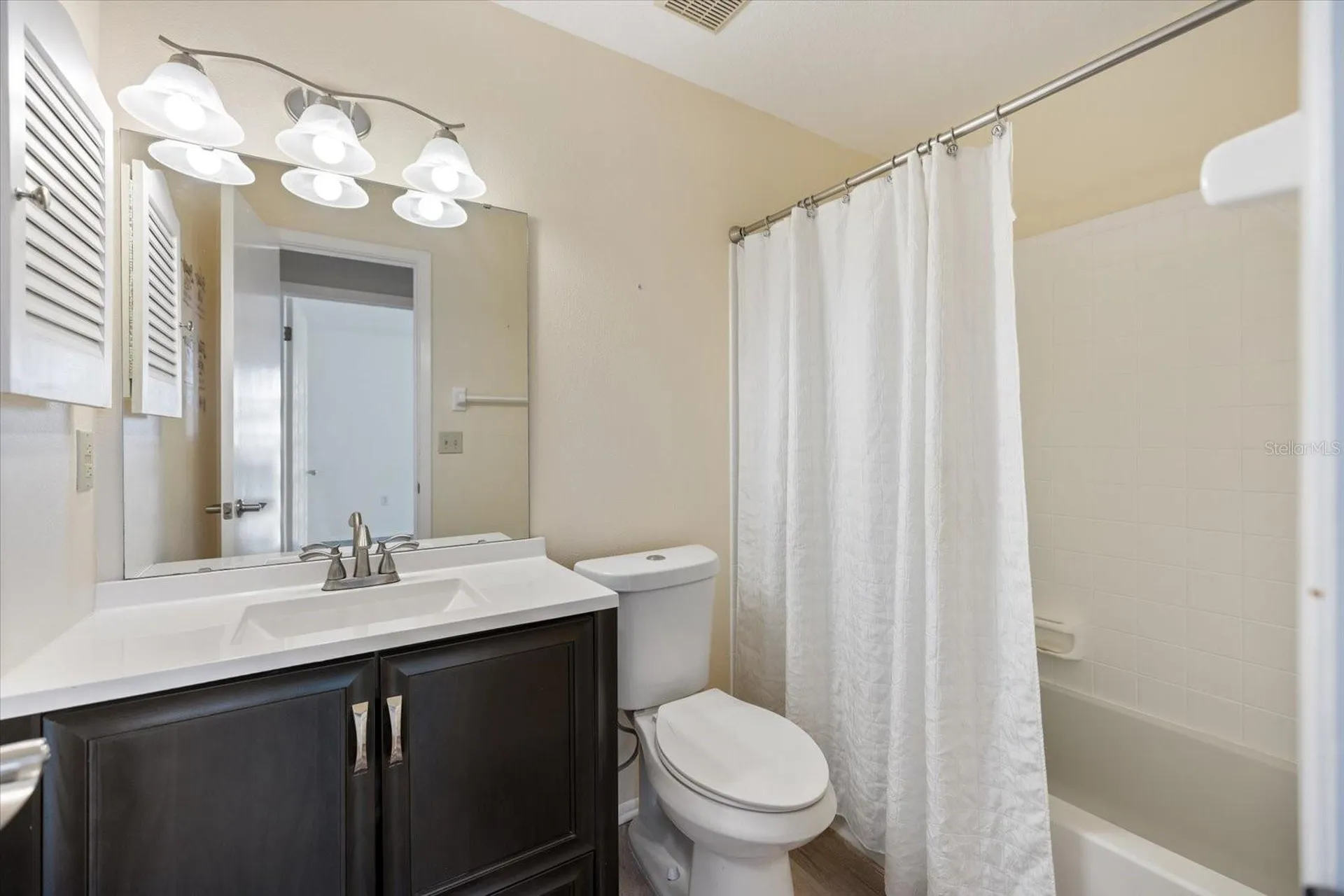 335 Three Lakes Lane Venice FL 34285