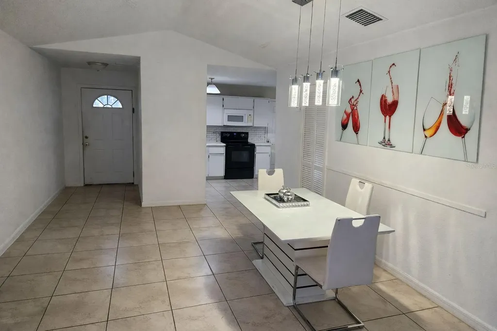 6115 N Albany Avenue Tampa FL 33604