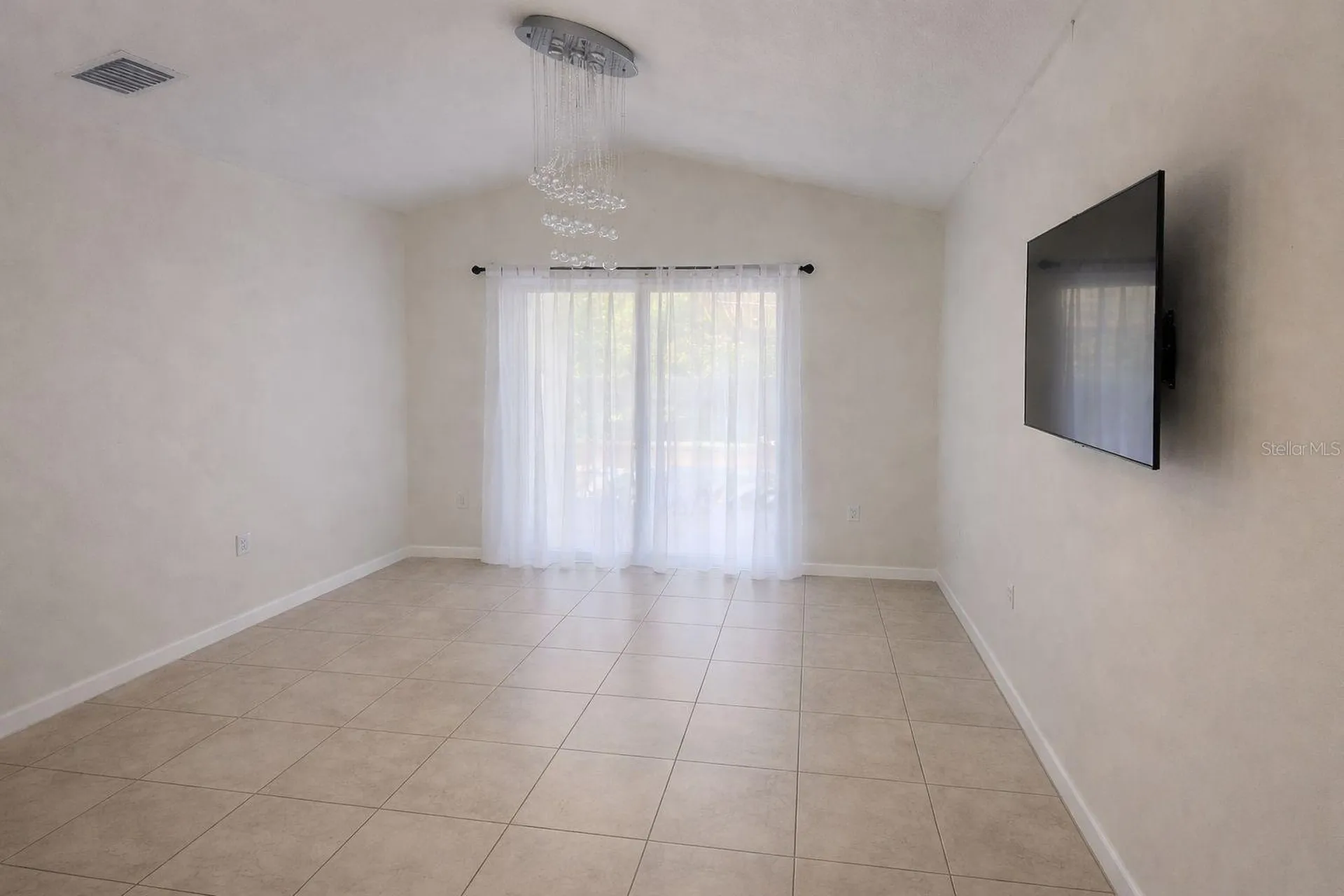 6115 N Albany Avenue Tampa FL 33604