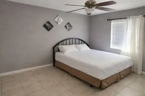 6115 N Albany Avenue Tampa FL 33604