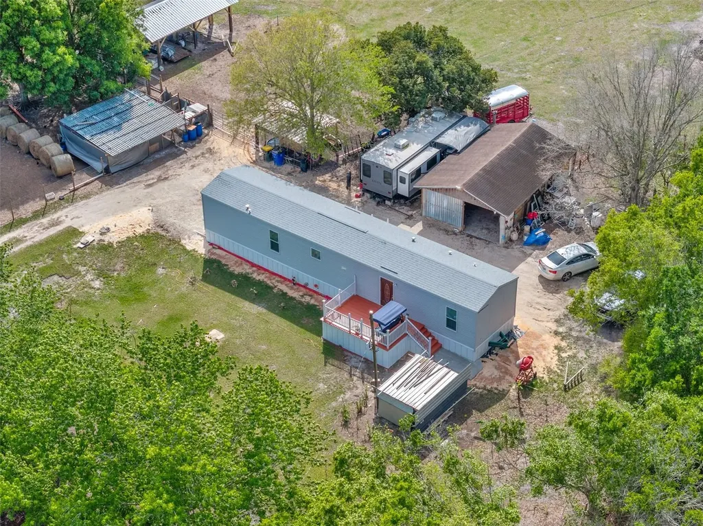 1333 Bluff Hammock Road Lorida FL 33857