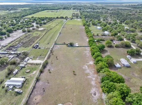 1333 Bluff Hammock Road Lorida FL 33857