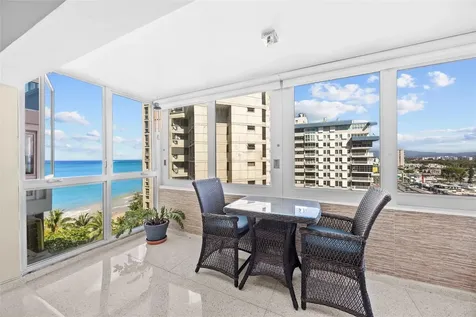 4429 Avenue Isla Verde Carolina PR 00979