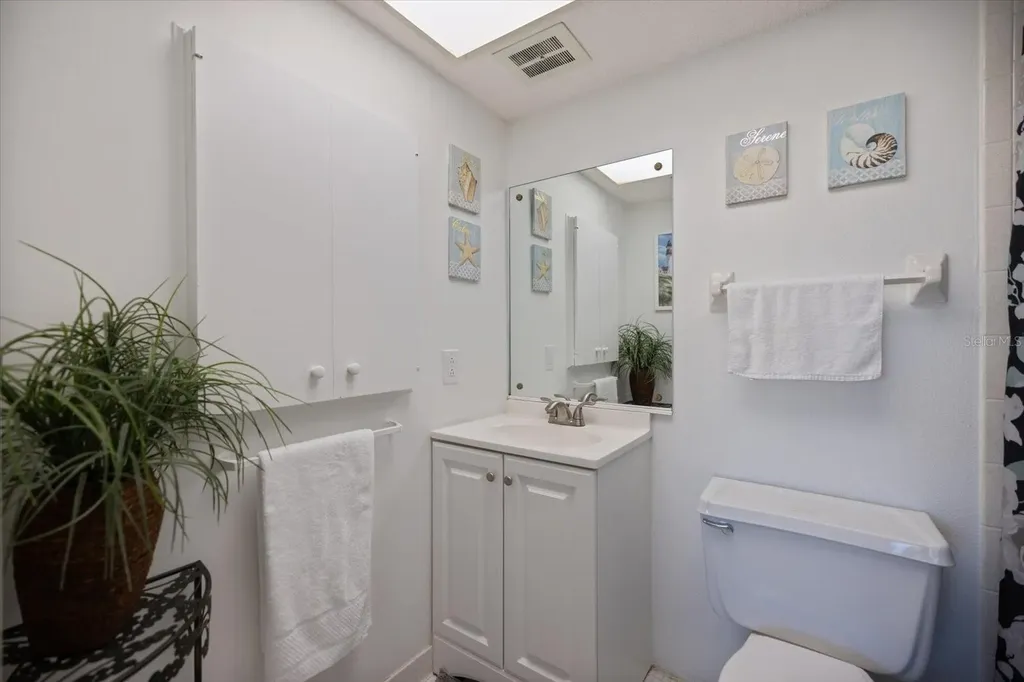 708 Tamiami Trail S Venice FL 34285