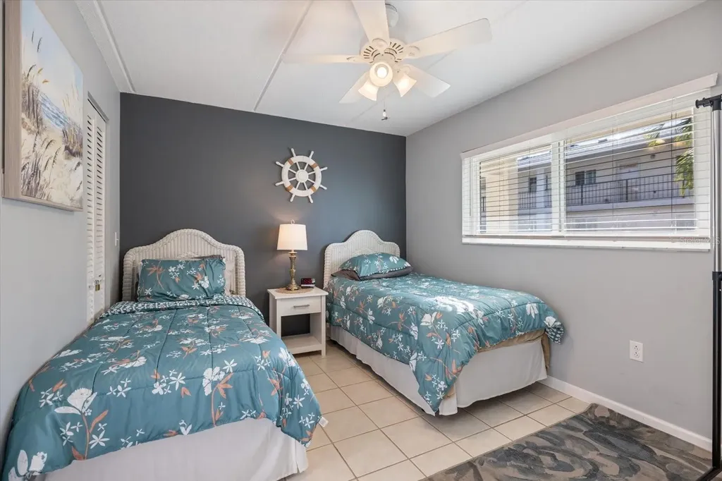 708 Tamiami Trail S Venice FL 34285