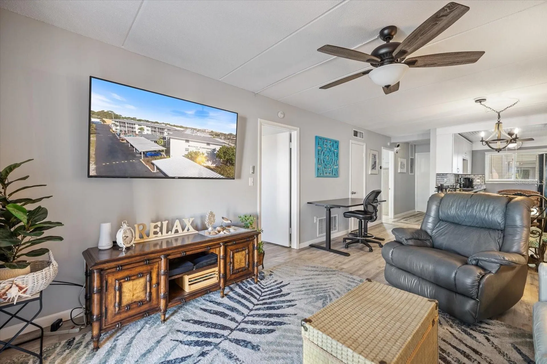 708 Tamiami Trail S Venice FL 34285