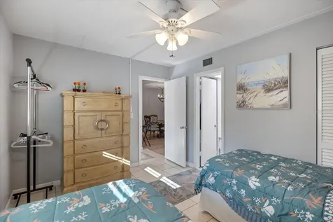 708 Tamiami Trail S Venice FL 34285